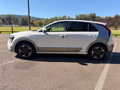 2023 Kia Niro EV Niro EV Wave - Photo 2 - Gladstone, OR 97027