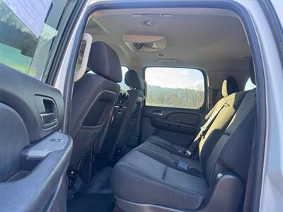 2012 Chevrolet Suburban Fleet   - Photo 11 - Gladstone, OR 97027