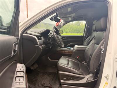 2018 Chevrolet Tahoe LT SUV , 4X4  3rd row seats ! - Photo 9 - Gladstone, OR 97027