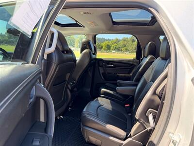 2015 GMC Acadia SLT-1 - Photo 10 - Gladstone, OR 97027