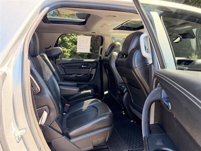 2015 GMC Acadia SLT-1 - Photo 13 - Gladstone, OR 97027