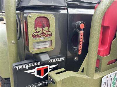 2010 Jeep Wrangler Unlimited Sport  4X4 SUV , Clean Title ! - Photo 44 - Gladstone, OR 97027