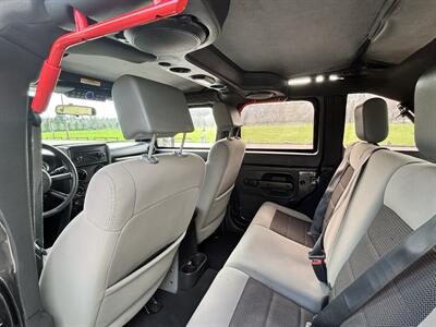 2010 Jeep Wrangler Unlimited Sport  4X4 SUV , Clean Title ! - Photo 32 - Gladstone, OR 97027