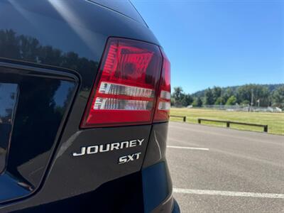 2010 Dodge Journey SXT , Reliable !   - Photo 9 - Gladstone, OR 97027