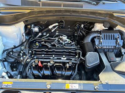 2016 Hyundai SANTA FE Sport 2.4L  Sport - Photo 10 - Gladstone, OR 97027