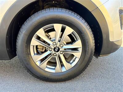 2016 Hyundai SANTA FE Sport 2.4L  Sport - Photo 9 - Gladstone, OR 97027