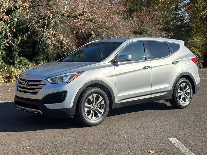 2016 Hyundai Santa Fe Sport Base photo 2