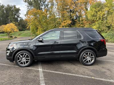 2017 Ford Explorer Sport   - Photo 9 - Gladstone, OR 97027