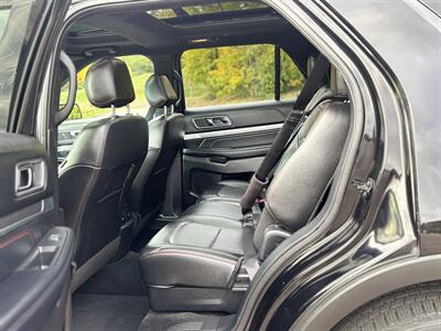 2017 Ford Explorer Sport   - Photo 18 - Gladstone, OR 97027