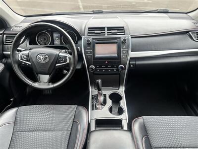 2015 Toyota Camry SE , Low Miles   - Photo 7 - Gladstone, OR 97027