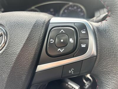 2015 Toyota Camry SE , Low Miles   - Photo 17 - Gladstone, OR 97027