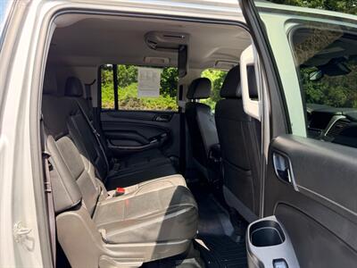 2017 GMC Yukon XL SLT - Photo 13 - Gladstone, OR 97027