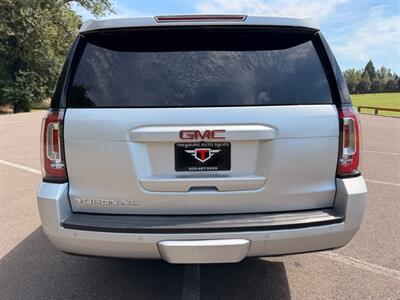 2017 GMC Yukon XL SLT - Photo 4 - Gladstone, OR 97027