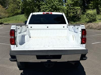 2015 GMC Sierra 2500HD Heavy Duty Truck !  Crew Cab , 4X4 - Photo 15 - Gladstone, OR 97027