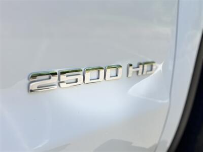 2015 GMC Sierra 2500HD Heavy Duty Truck !  Crew Cab , 4X4 - Photo 17 - Gladstone, OR 97027