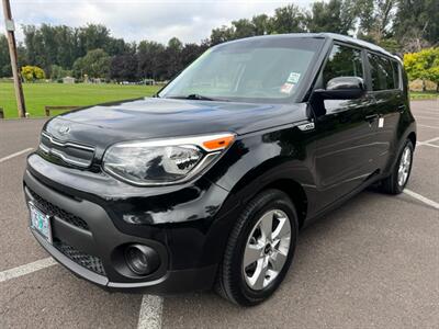 2017 Kia Soul 1 OWNER , 6 Speed Manual !  Gas Saver ! - Photo 25 - Gladstone, OR 97027