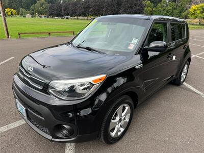 2017 Kia Soul 1 OWNER , 6 Speed Manual !  Gas Saver ! - Photo 26 - Gladstone, OR 97027