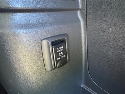 2018 Mitsubishi Outlander PHEV SEL   - Photo 32 - Gladstone, OR 97027