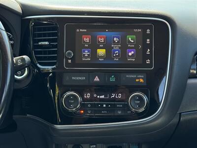 2018 Mitsubishi Outlander PHEV SEL   - Photo 19 - Gladstone, OR 97027