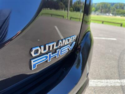 2018 Mitsubishi Outlander PHEV SEL   - Photo 9 - Gladstone, OR 97027