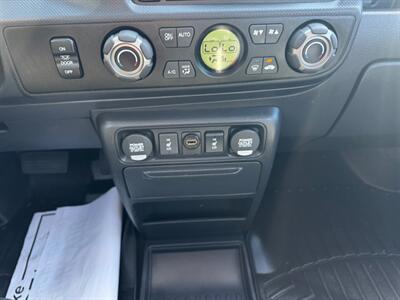 2013 Honda Ridgeline RTL w/Navi  Fully Loaded ! - Photo 19 - Gladstone, OR 97027
