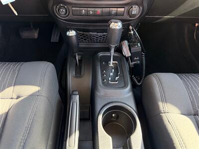2012 Jeep Wrangler Unlimited Wrangler Unlimited Rubicon   - Photo 54 - Gladstone, OR 97027