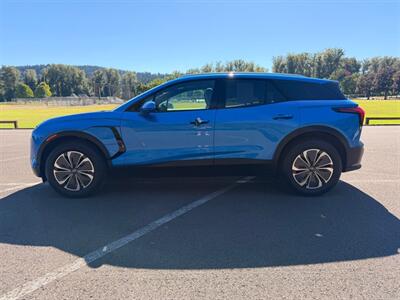 2024 Chevrolet Blazer EV 2LT - Photo 2 - Gladstone, OR 97027