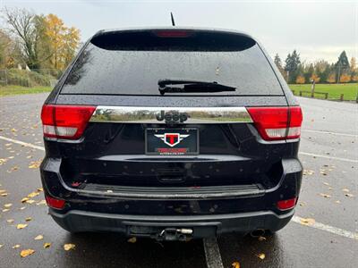 2011 Jeep Grand Cherokee Overland   - Photo 4 - Gladstone, OR 97027