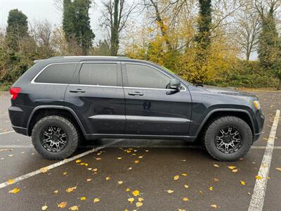 2011 Jeep Grand Cherokee Overland   - Photo 6 - Gladstone, OR 97027