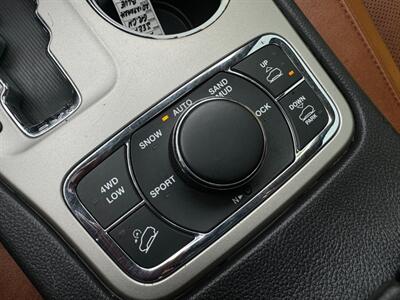 2011 Jeep Grand Cherokee Overland   - Photo 22 - Gladstone, OR 97027