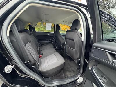2017 Ford Edge SE   - Photo 13 - Gladstone, OR 97027