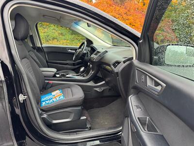 2017 Ford Edge SE   - Photo 12 - Gladstone, OR 97027