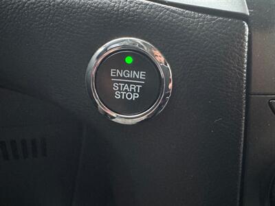 2017 Ford Edge SE   - Photo 21 - Gladstone, OR 97027