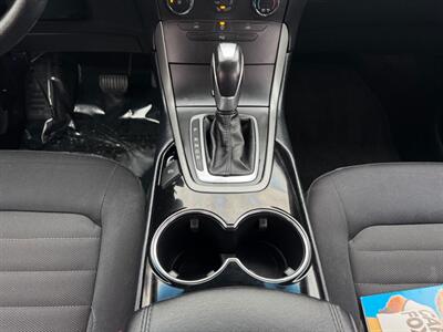 2017 Ford Edge SE   - Photo 19 - Gladstone, OR 97027