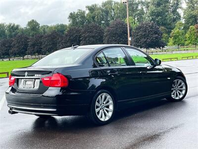 2011 BMW 3 Series 328i   - Photo 11 - Gladstone, OR 97027