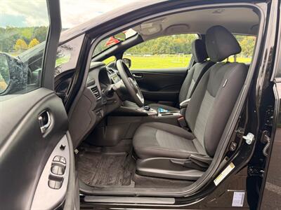 2025 Nissan LEAF S - Photo 10 - Gladstone, OR 97027