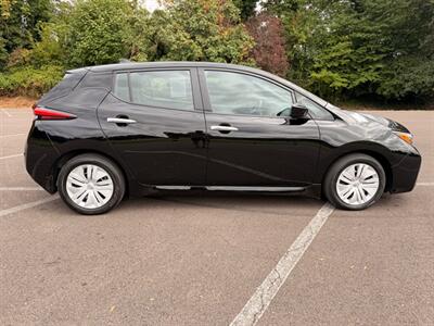 2025 Nissan LEAF S - Photo 6 - Gladstone, OR 97027