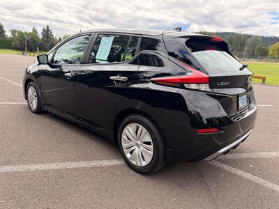 2025 Nissan LEAF S - Photo 3 - Gladstone, OR 97027