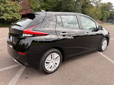 2025 Nissan LEAF S - Photo 4 - Gladstone, OR 97027