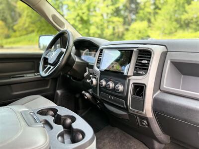 2015 RAM 1500 Express Pickup Truck   - Photo 31 - Gladstone, OR 97027