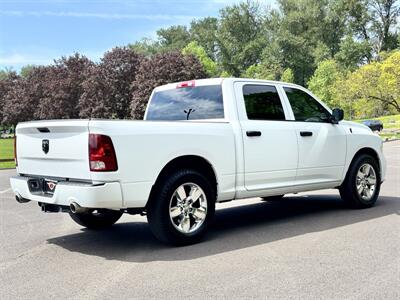 2015 RAM 1500 Express Pickup Truck   - Photo 7 - Gladstone, OR 97027