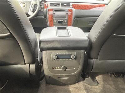 2011 Chevrolet Tahoe Hybrid Tahoe Hybrid SUV  GAS SAVER SUV ! - Photo 17 - Gladstone, OR 97027