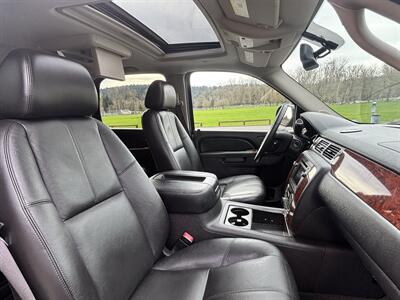 2011 Chevrolet Tahoe Hybrid Tahoe Hybrid SUV  GAS SAVER SUV ! - Photo 33 - Gladstone, OR 97027