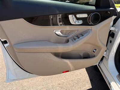 2018 Mercedes-Benz C 300 4MATIC   - Photo 36 - Gladstone, OR 97027