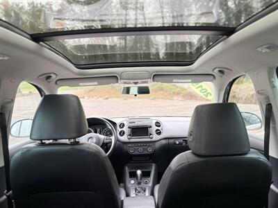 2015 Volkswagen Tiguan SE 4Motion (AWD )  Fully Loaded ! - Photo 21 - Gladstone, OR 97027