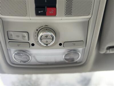 2015 Volkswagen Tiguan SE 4Motion (AWD )  Fully Loaded ! - Photo 41 - Gladstone, OR 97027