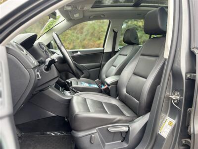 2015 Volkswagen Tiguan SE 4Motion (AWD )  Fully Loaded ! - Photo 9 - Gladstone, OR 97027