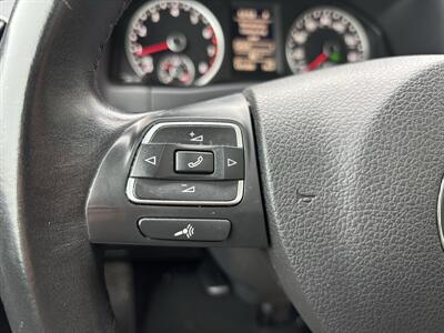 2015 Volkswagen Tiguan SE 4Motion (AWD )  Fully Loaded ! - Photo 34 - Gladstone, OR 97027