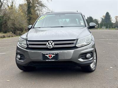 2015 Volkswagen Tiguan SE 4Motion (AWD )  Fully Loaded ! - Photo 3 - Gladstone, OR 97027