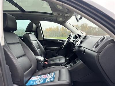 2015 Volkswagen Tiguan SE 4Motion (AWD )  Fully Loaded ! - Photo 29 - Gladstone, OR 97027